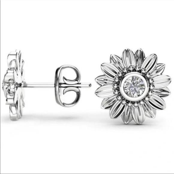 NEW STERLING SILVER DIAMOND SUNFLOWER STUD EARRINGS - Picture 2 of 3